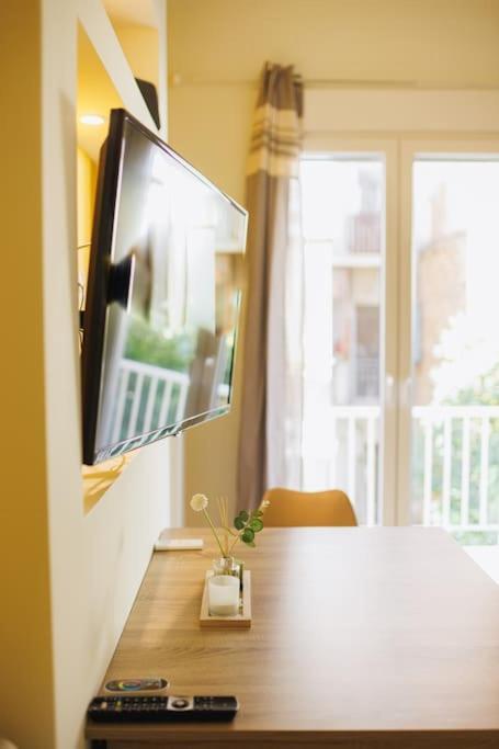 Relaxing Studio In Athens City Center Екстер'єр фото